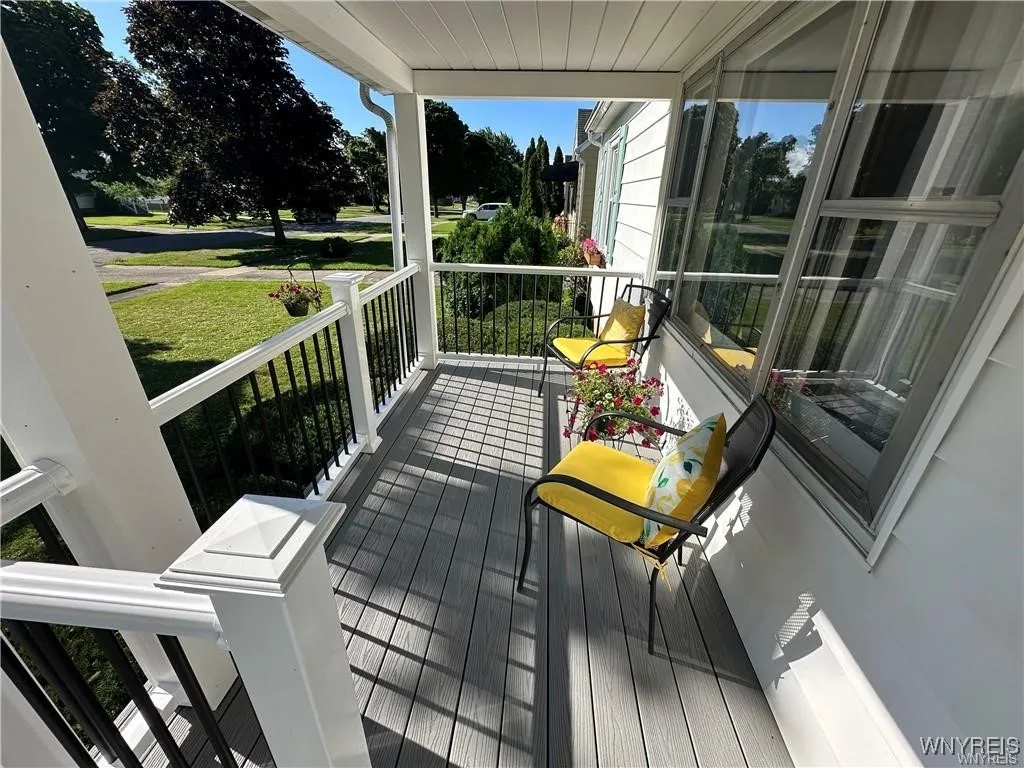 40 Oehman Boulevard, Cheektowaga, New York 14225, Cheektowaga, New York 14225, 4 Bedrooms Bedrooms, 8 Rooms Rooms,1 BathroomBathrooms,Residential Lease,For Rent,40 Oehman Boulevard, Cheektowaga, New York 14225,0,B1648375