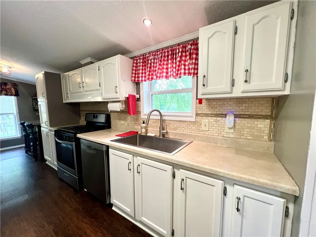 1921 Ray Roberts Road, Reading, New York 14891, Reading, New York 14891, 3 Bedrooms Bedrooms, 8 Rooms Rooms,2 BathroomsBathrooms,Residential,For Sale,1921 Ray Roberts Road, Reading, New York 14891,0,R1649311