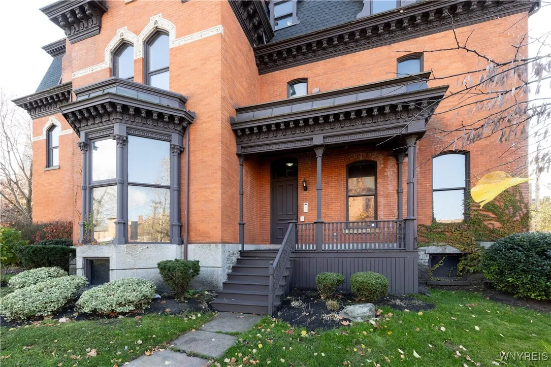 414 Franklin Street 3, Buffalo, New York 14202, Buffalo, New York 14202, 1 Bedroom Bedrooms, 4 Rooms Rooms,1 BathroomBathrooms,Residential Lease,For Rent,414 Franklin Street 3, Buffalo, New York 14202,0,B1649261