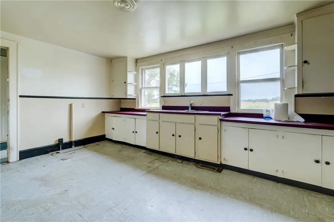 1621 Bragg Street, Lima, New York 14485, Lima, New York 14485, 4 Bedrooms Bedrooms, 10 Rooms Rooms,2 BathroomsBathrooms,Residential,For Sale,1621 Bragg Street, Lima, New York 14485,0,R1648996