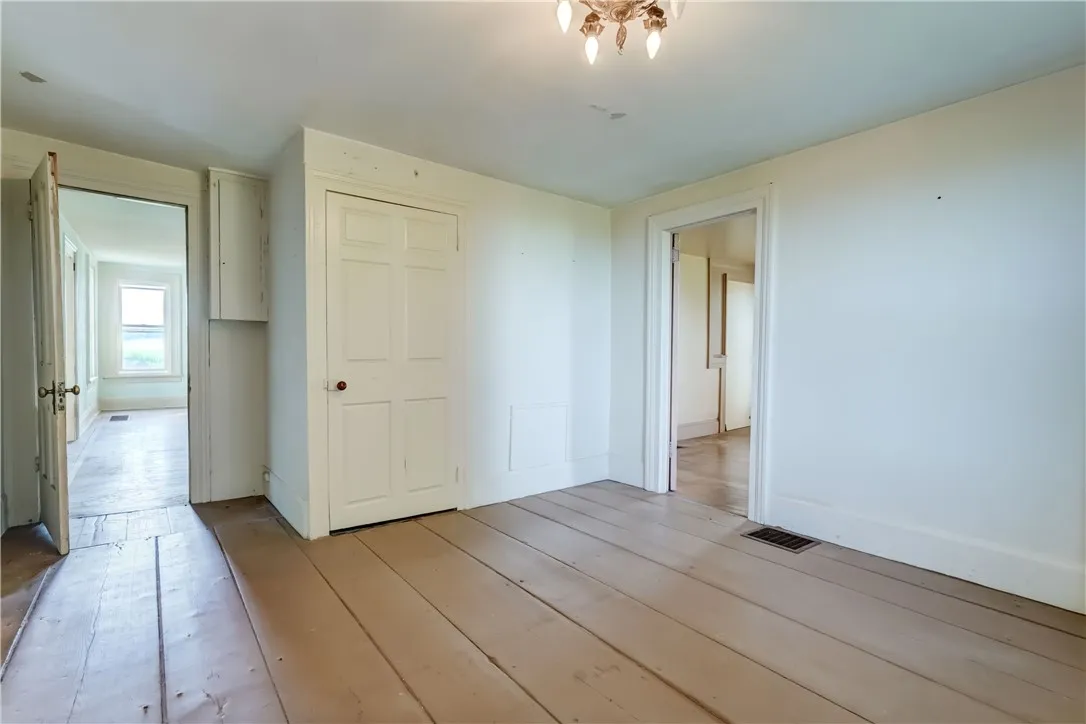 1621 Bragg Street, Lima, New York 14485, Lima, New York 14485, 4 Bedrooms Bedrooms, 10 Rooms Rooms,2 BathroomsBathrooms,Residential,For Sale,1621 Bragg Street, Lima, New York 14485,0,R1648996