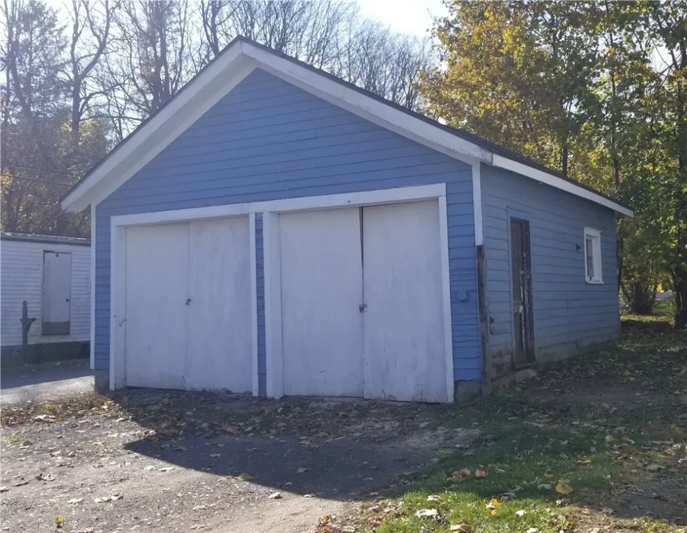 52 Eagle Street, Mt Morris, New York 14510, Mt Morris, New York 14510, 4 Bedrooms Bedrooms, 6 Rooms Rooms,2 BathroomsBathrooms,Residential,For Sale,52 Eagle Street, Mt Morris, New York 14510,0,R1648931