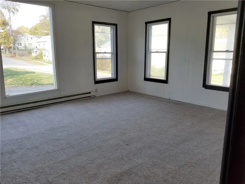 52 Eagle Street, Mt Morris, New York 14510, Mt Morris, New York 14510, 4 Bedrooms Bedrooms, 6 Rooms Rooms,2 BathroomsBathrooms,Residential,For Sale,52 Eagle Street, Mt Morris, New York 14510,0,R1648931