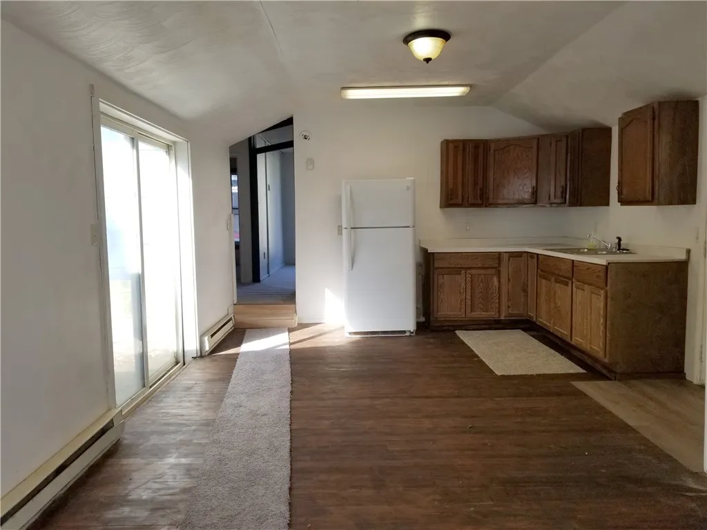 52 Eagle Street, Mt Morris, New York 14510, Mt Morris, New York 14510, 4 Bedrooms Bedrooms, 6 Rooms Rooms,2 BathroomsBathrooms,Residential,For Sale,52 Eagle Street, Mt Morris, New York 14510,0,R1648931