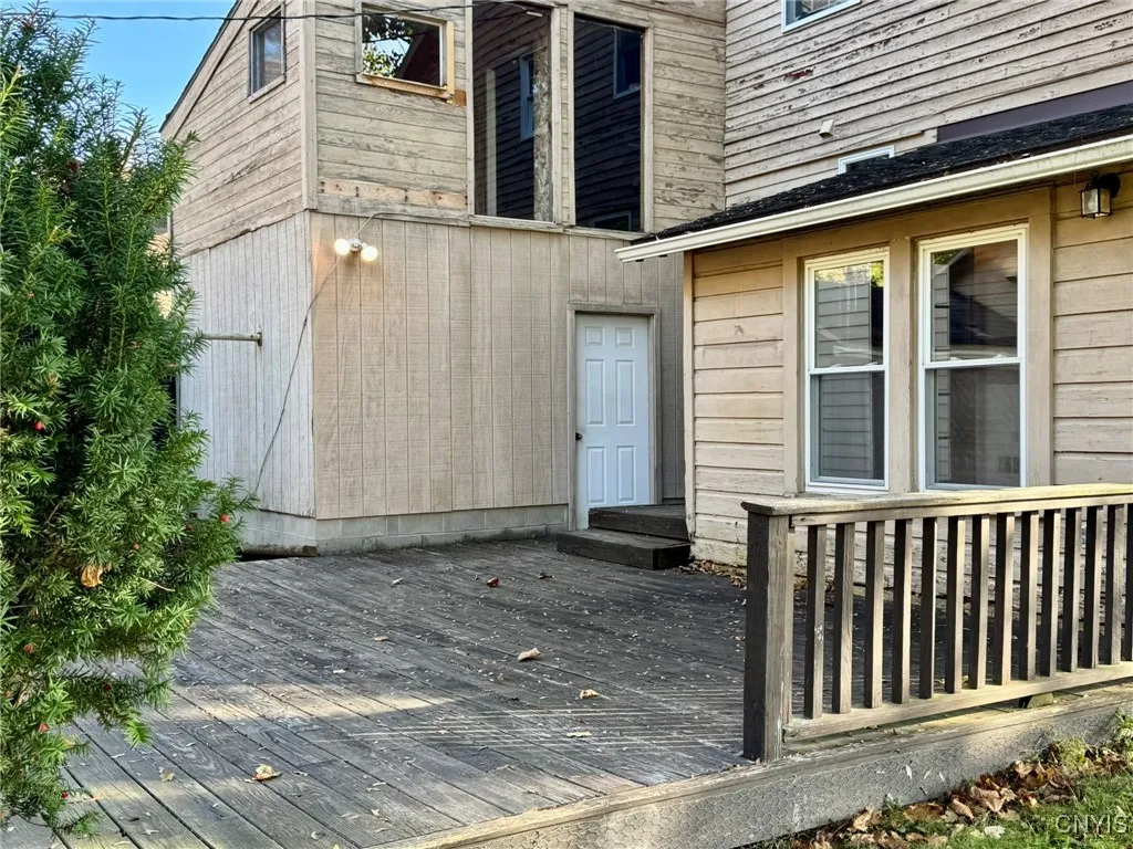 35 Elm Street, Kirkland, New York 13323, Kirkland, New York 13323, 5 Bedrooms Bedrooms, ,3 BathroomsBathrooms,Residential,For Sale,35 Elm Street, Kirkland, New York 13323,0,S1649329