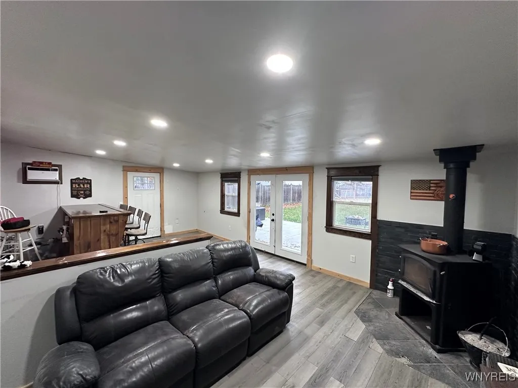 134 Roycroft Drive, West Seneca, New York 14224, West Seneca, New York 14224, 3 Bedrooms Bedrooms, 6 Rooms Rooms,2 BathroomsBathrooms,Residential,For Sale,134 Roycroft Drive, West Seneca, New York 14224,0,B1648789