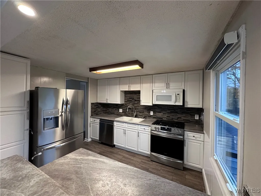 134 Roycroft Drive, West Seneca, New York 14224, West Seneca, New York 14224, 3 Bedrooms Bedrooms, 6 Rooms Rooms,2 BathroomsBathrooms,Residential,For Sale,134 Roycroft Drive, West Seneca, New York 14224,0,B1648789