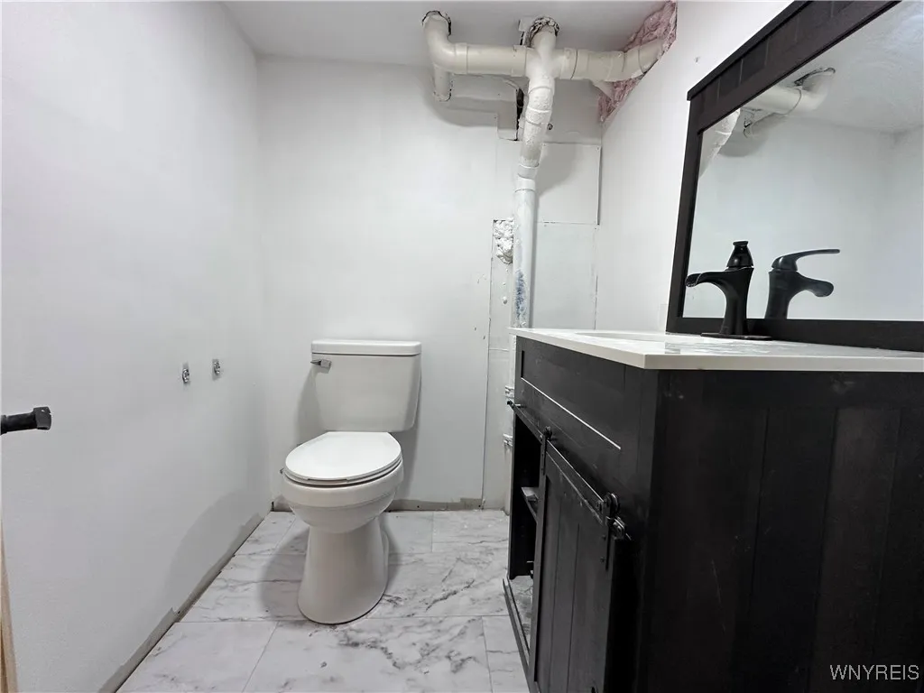 134 Roycroft Drive, West Seneca, New York 14224, West Seneca, New York 14224, 3 Bedrooms Bedrooms, 6 Rooms Rooms,2 BathroomsBathrooms,Residential,For Sale,134 Roycroft Drive, West Seneca, New York 14224,0,B1648789