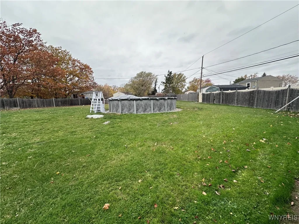 134 Roycroft Drive, West Seneca, New York 14224, West Seneca, New York 14224, 3 Bedrooms Bedrooms, 6 Rooms Rooms,2 BathroomsBathrooms,Residential,For Sale,134 Roycroft Drive, West Seneca, New York 14224,0,B1648789