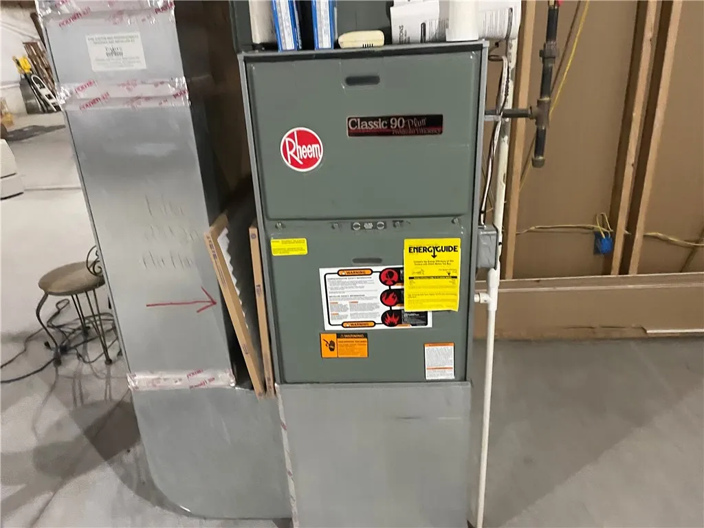 2860 Buffalo Rd, Gates, New York 14624, Gates, New York 14624, ,Commercial Sale,For Sale,2860 Buffalo Rd, Gates, New York 14624,0,R1649322