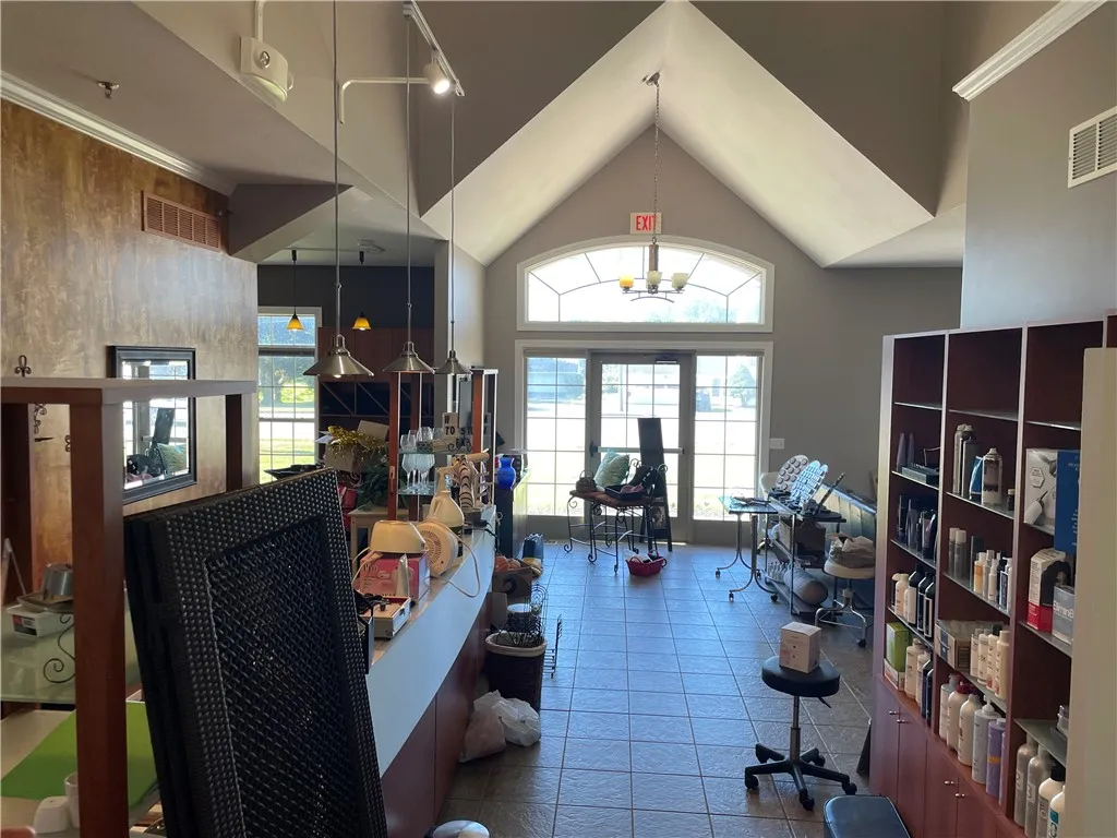 2860 Buffalo Rd, Gates, New York 14624, Gates, New York 14624, ,Commercial Sale,For Sale,2860 Buffalo Rd, Gates, New York 14624,0,R1649322