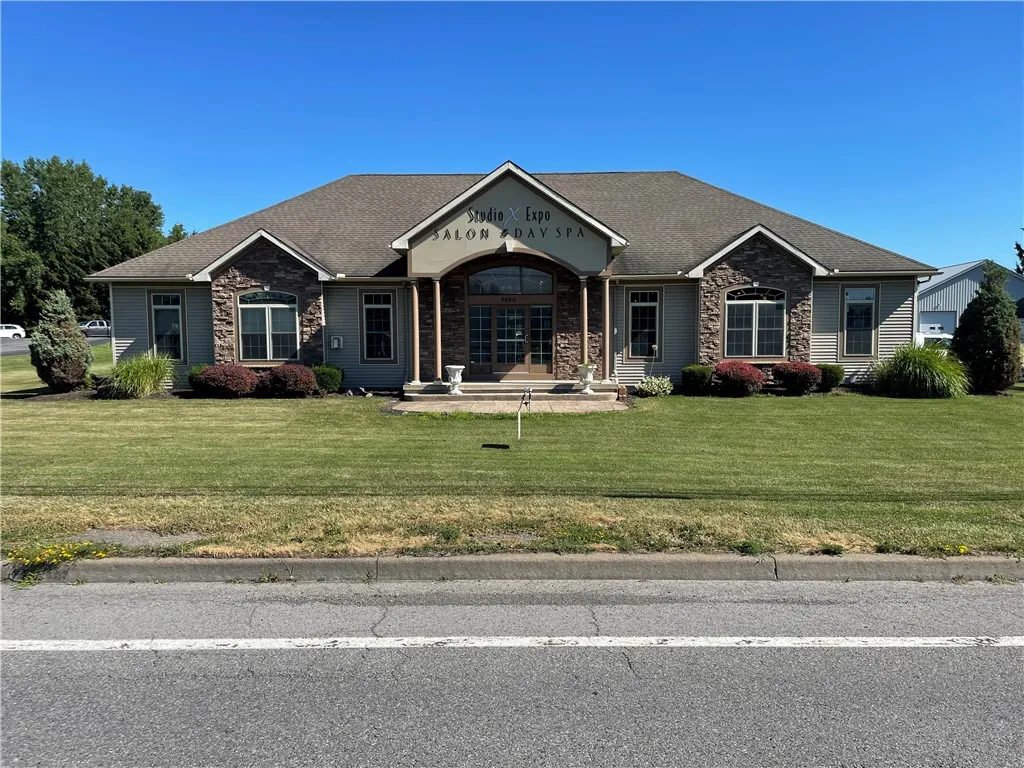 2860 Buffalo Rd, Gates, New York 14624, Gates, New York 14624, ,Commercial Sale,For Sale,2860 Buffalo Rd, Gates, New York 14624,0,R1649322
