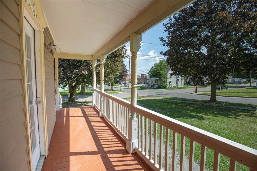 399 South Division Street, Hornell, New York 14843, Hornell, New York 14843, 7 Bedrooms Bedrooms, 9 Rooms Rooms,3 BathroomsBathrooms,Residential,For Sale,399 South Division Street, Hornell, New York 14843,0,R1649232