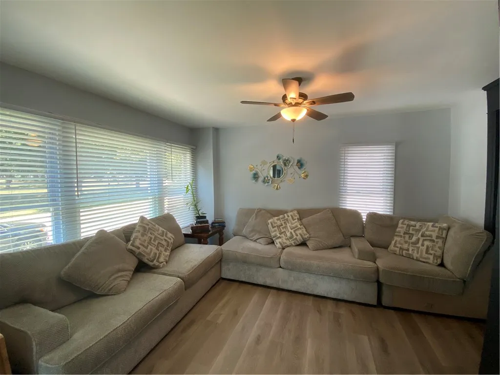 660 Walnut Street, Elmira City, New York 14901, Elmira City, New York 14901, 4 Bedrooms Bedrooms, 8 Rooms Rooms,1 BathroomBathrooms,Residential,For Sale,660 Walnut Street, Elmira City, New York 14901,0,R1649292