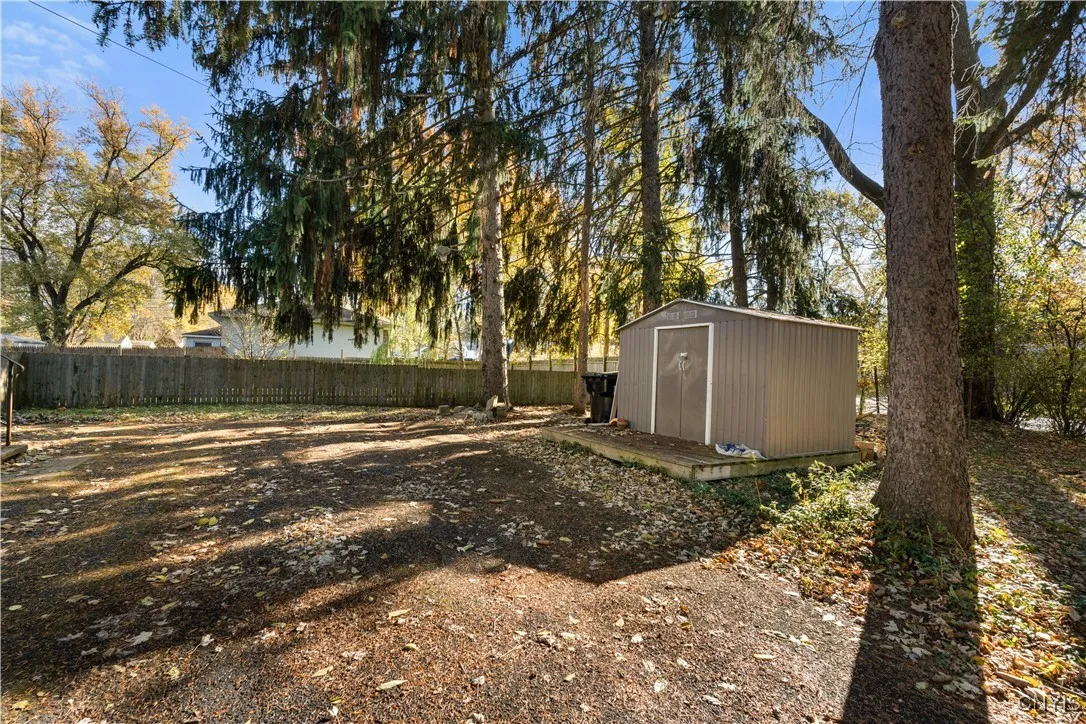 162 Mc Alpine Street, Salina, New York 13211, Salina, New York 13211, 3 Bedrooms Bedrooms, 10 Rooms Rooms,1 BathroomBathrooms,Residential,For Sale,162 Mc Alpine Street, Salina, New York 13211,0,S1648833