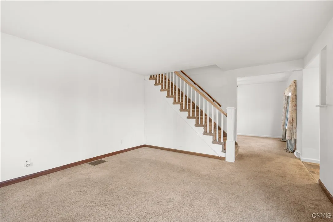 162 Mc Alpine Street, Salina, New York 13211, Salina, New York 13211, 3 Bedrooms Bedrooms, 10 Rooms Rooms,1 BathroomBathrooms,Residential,For Sale,162 Mc Alpine Street, Salina, New York 13211,0,S1648833