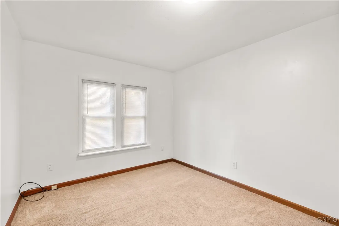 162 Mc Alpine Street, Salina, New York 13211, Salina, New York 13211, 3 Bedrooms Bedrooms, 10 Rooms Rooms,1 BathroomBathrooms,Residential,For Sale,162 Mc Alpine Street, Salina, New York 13211,0,S1648833