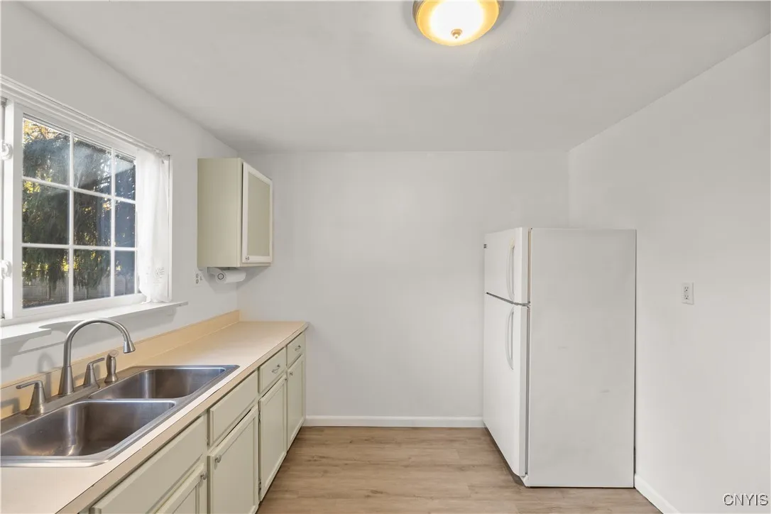 162 Mc Alpine Street, Salina, New York 13211, Salina, New York 13211, 3 Bedrooms Bedrooms, 10 Rooms Rooms,1 BathroomBathrooms,Residential,For Sale,162 Mc Alpine Street, Salina, New York 13211,0,S1648833