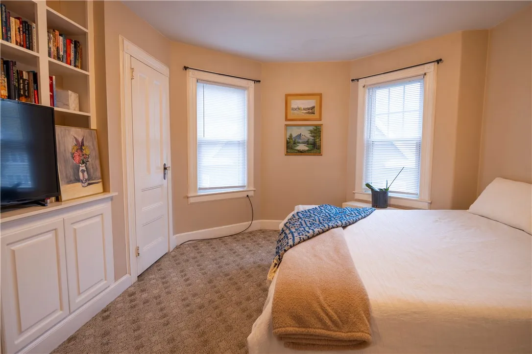 109 South Washington Street, Binghamton, New York, Binghamton, New York 13903, 4 Bedrooms Bedrooms, 9 Rooms Rooms,1 BathroomBathrooms,Residential,For Sale,109 South Washington Street, Binghamton, New York ,0,R1649200