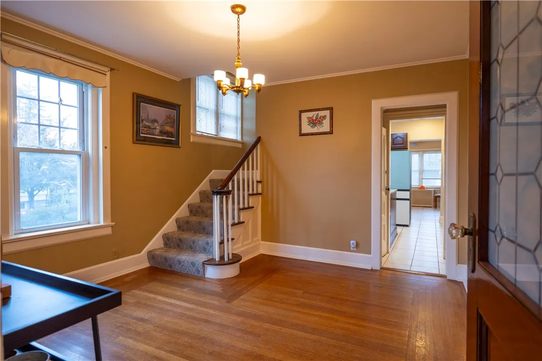 109 South Washington Street, Binghamton, New York, Binghamton, New York 13903, 4 Bedrooms Bedrooms, 9 Rooms Rooms,1 BathroomBathrooms,Residential,For Sale,109 South Washington Street, Binghamton, New York ,0,R1649200