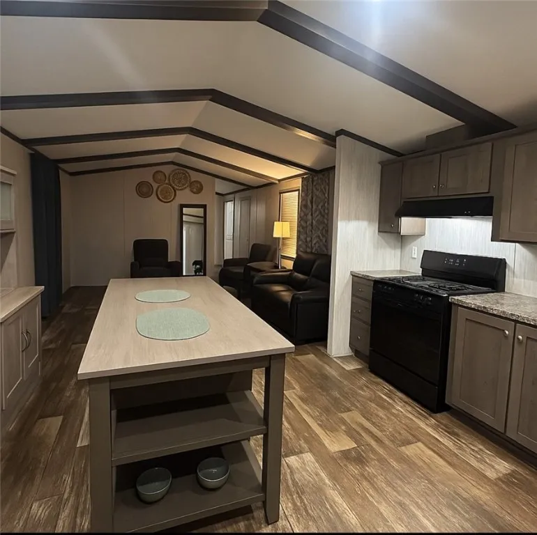 3260 State Route 364, Canandaigua Town, New York 1, Canandaigua Town, New York 14424, 2 Bedrooms Bedrooms, 4 Rooms Rooms,1 BathroomBathrooms,Residential,For Sale,3260 State Route 364, Canandaigua Town, New York 1,0,R1649184