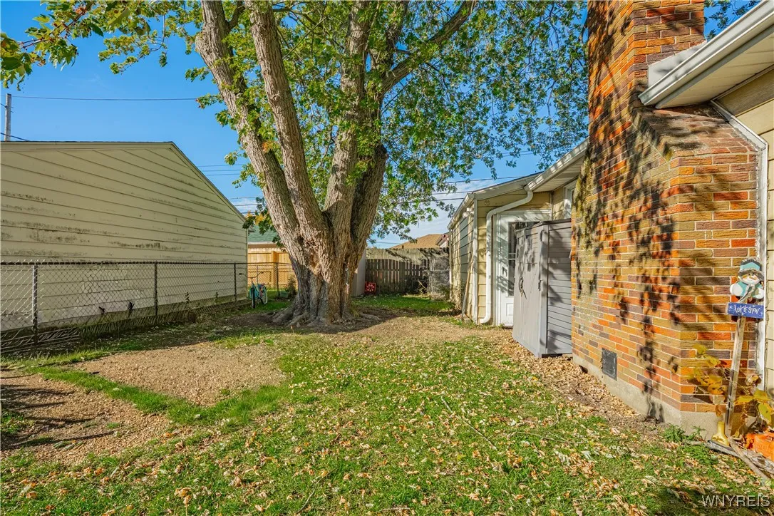 62 Conant Drive, Tonawanda, New York 14223, Tonawanda, New York 14223, 3 Bedrooms Bedrooms, 6 Rooms Rooms,1 BathroomBathrooms,Residential,For Sale,62 Conant Drive, Tonawanda, New York 14223,0,B1649318