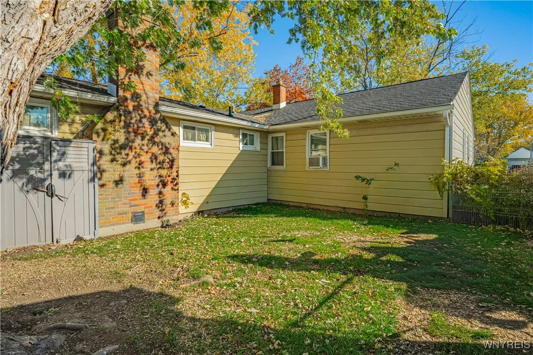 62 Conant Drive, Tonawanda, New York 14223, Tonawanda, New York 14223, 3 Bedrooms Bedrooms, 6 Rooms Rooms,1 BathroomBathrooms,Residential,For Sale,62 Conant Drive, Tonawanda, New York 14223,0,B1649318