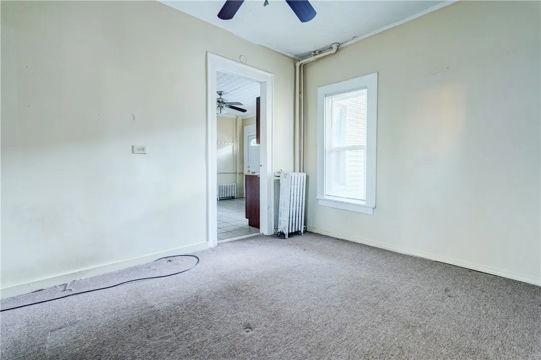 416 Gregory Street Down, Rochester, New York 14620, Rochester, New York 14620, 2 Bedrooms Bedrooms, 5 Rooms Rooms,1 BathroomBathrooms,Residential Lease,For Rent,416 Gregory Street Down, Rochester, New York 14620,0,R1649242