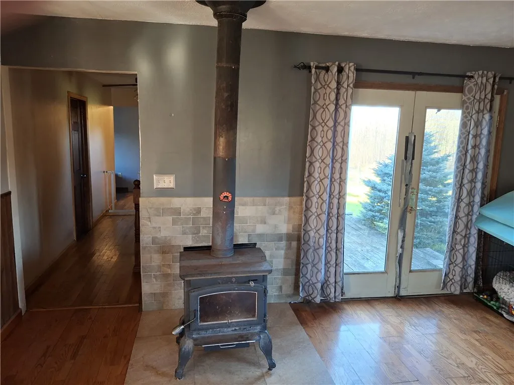 3917 Arcadia Zurich Norris Rd, Lyons, New York 144, Lyons, New York 14489, 3 Bedrooms Bedrooms, 7 Rooms Rooms,2 BathroomsBathrooms,Residential,For Sale,3917 Arcadia Zurich Norris Rd, Lyons, New York 144,0,R1649117