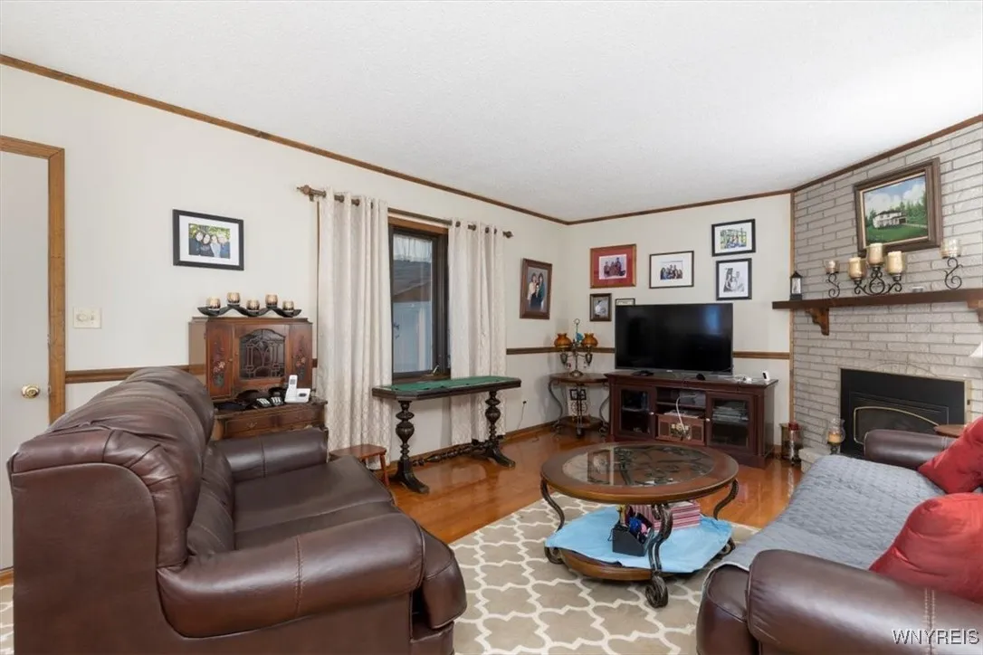 188 Heritage Farm Road, West Seneca, New York 1421, West Seneca, New York 14218, 4 Bedrooms Bedrooms, 9 Rooms Rooms,2 BathroomsBathrooms,Residential,For Sale,188 Heritage Farm Road, West Seneca, New York 1421,0,B1649171