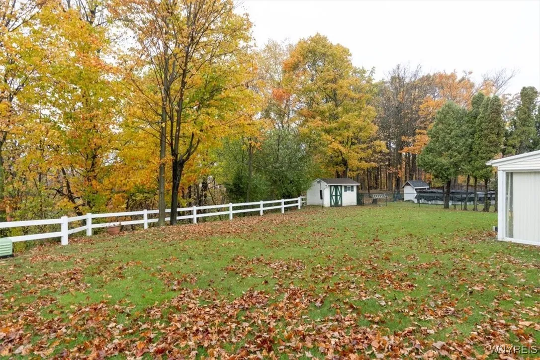 188 Heritage Farm Road, West Seneca, New York 1421, West Seneca, New York 14218, 4 Bedrooms Bedrooms, 9 Rooms Rooms,2 BathroomsBathrooms,Residential,For Sale,188 Heritage Farm Road, West Seneca, New York 1421,0,B1649171