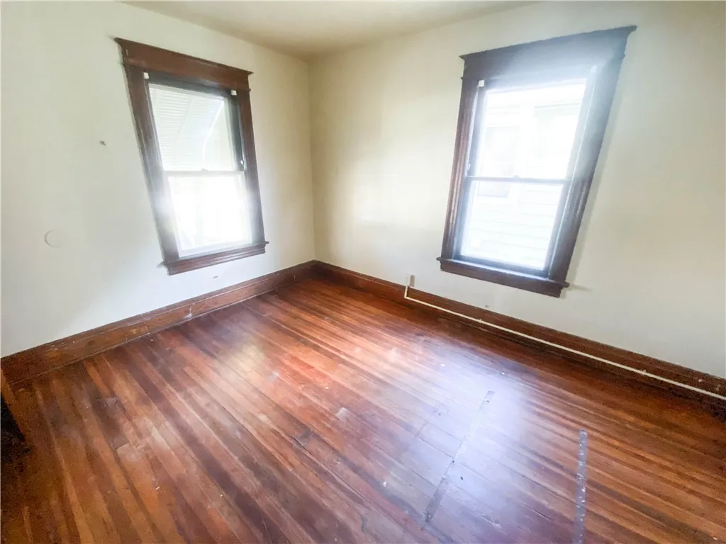 10 Renwood Street, Rochester, New York 14621, Rochester, New York 14621, 3 Bedrooms Bedrooms, 6 Rooms Rooms,1 BathroomBathrooms,Residential,For Sale,10 Renwood Street, Rochester, New York 14621,0,R1649324