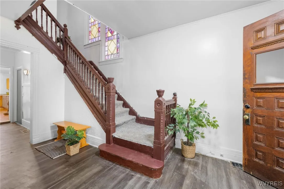 114 School Street, Buffalo, New York 14213, Buffalo, New York 14213, 4 Bedrooms Bedrooms, 9 Rooms Rooms,1 BathroomBathrooms,Residential,For Sale,114 School Street, Buffalo, New York 14213,0,B1648748