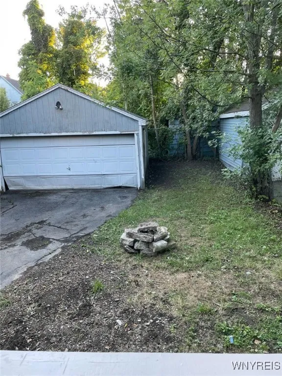 260 Stevens Avenue, Buffalo, New York 14215, Buffalo, New York 14215, 4 Bedrooms Bedrooms, 6 Rooms Rooms,1 BathroomBathrooms,Residential Lease,For Rent,260 Stevens Avenue, Buffalo, New York 14215,0,B1649350