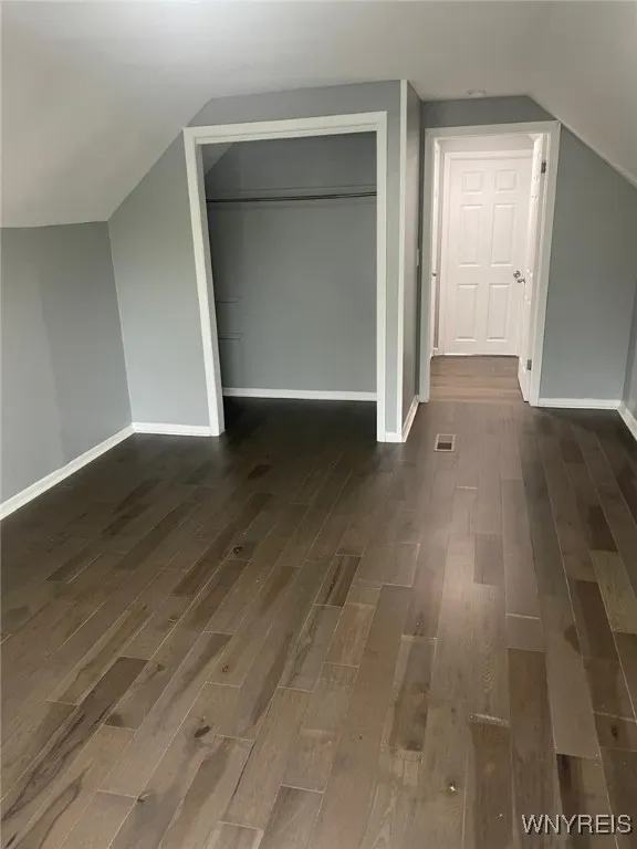 260 Stevens Avenue, Buffalo, New York 14215, Buffalo, New York 14215, 4 Bedrooms Bedrooms, 6 Rooms Rooms,1 BathroomBathrooms,Residential Lease,For Rent,260 Stevens Avenue, Buffalo, New York 14215,0,B1649350