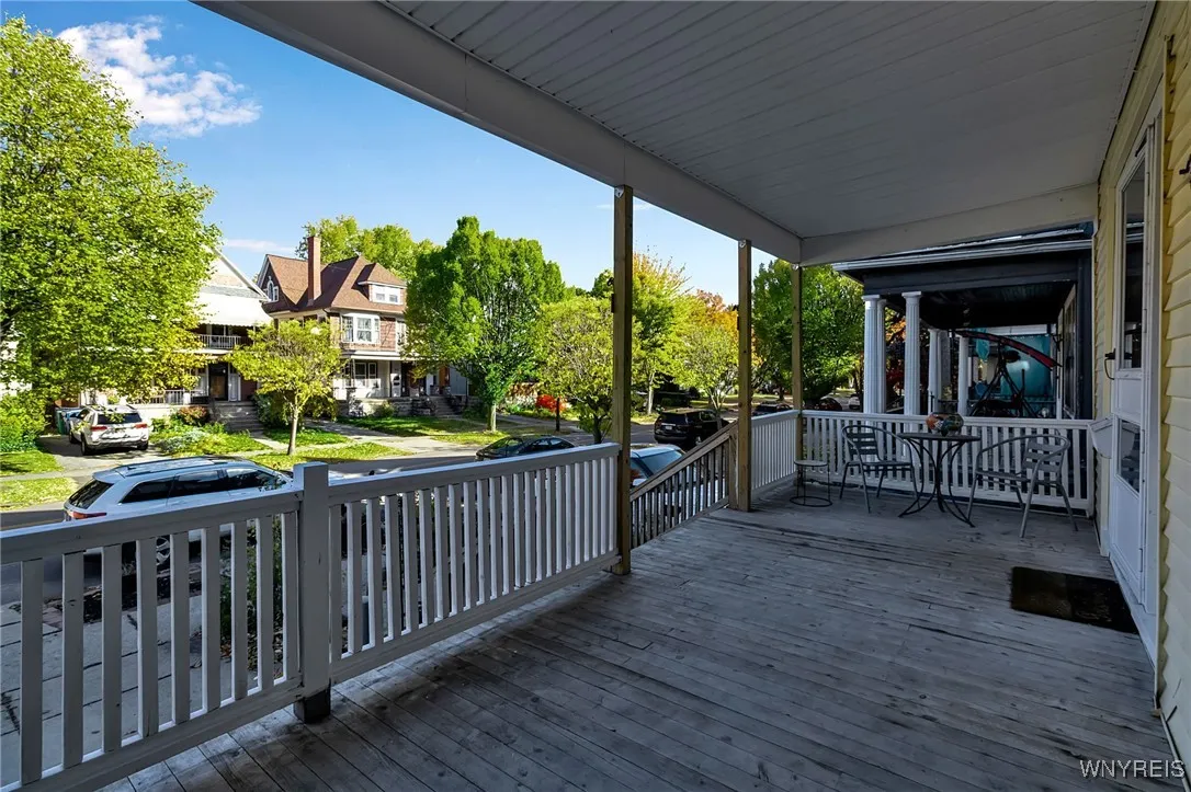 417 West Delavan Avenue, Buffalo, New York 14213, Buffalo, New York 14213, 6 Bedrooms Bedrooms, ,3 BathroomsBathrooms,Residential,Closed,417 West Delavan Avenue, Buffalo, New York 14213,0,B1649199