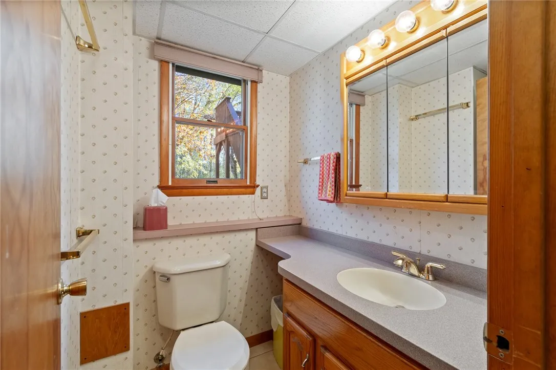 7088 Sutton Road, Arcadia, New York 14513, Arcadia, New York 14513, 4 Bedrooms Bedrooms, 7 Rooms Rooms,2 BathroomsBathrooms,Residential,For Sale,7088 Sutton Road, Arcadia, New York 14513,0,R1648632