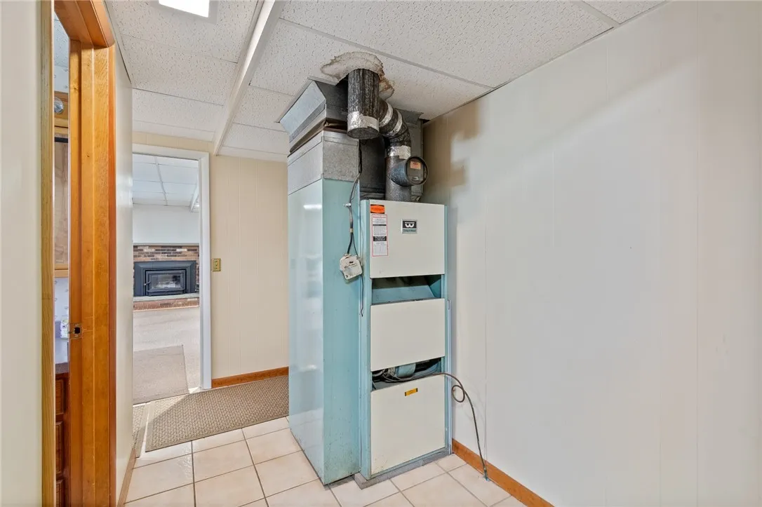 7088 Sutton Road, Arcadia, New York 14513, Arcadia, New York 14513, 4 Bedrooms Bedrooms, 7 Rooms Rooms,2 BathroomsBathrooms,Residential,For Sale,7088 Sutton Road, Arcadia, New York 14513,0,R1648632