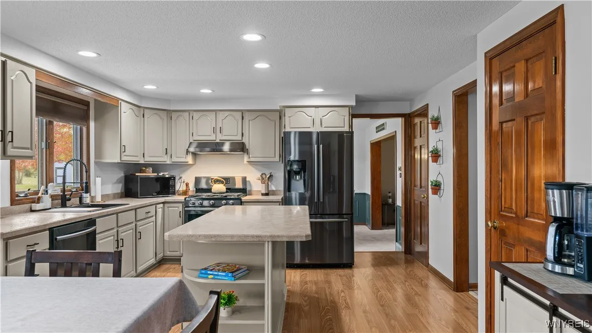 3105 Baker Road, Orchard Park, New York 14127, Orchard Park, New York 14127, 4 Bedrooms Bedrooms, 9 Rooms Rooms,2 BathroomsBathrooms,Residential,For Sale,3105 Baker Road, Orchard Park, New York 14127,0,B1649297