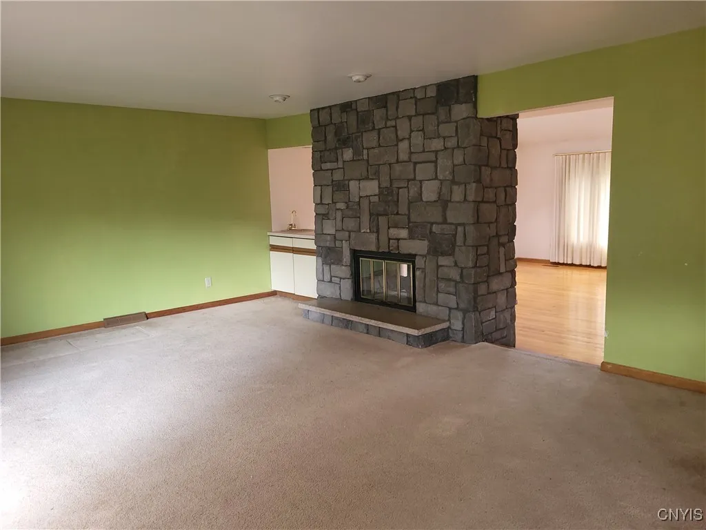 2 Shadowbrrok Drive, None, New York 12065, New York 12065, 4 Bedrooms Bedrooms, 10 Rooms Rooms,2 BathroomsBathrooms,Residential,For Sale,2 Shadowbrrok Drive, None, New York 12065,0,S1649366