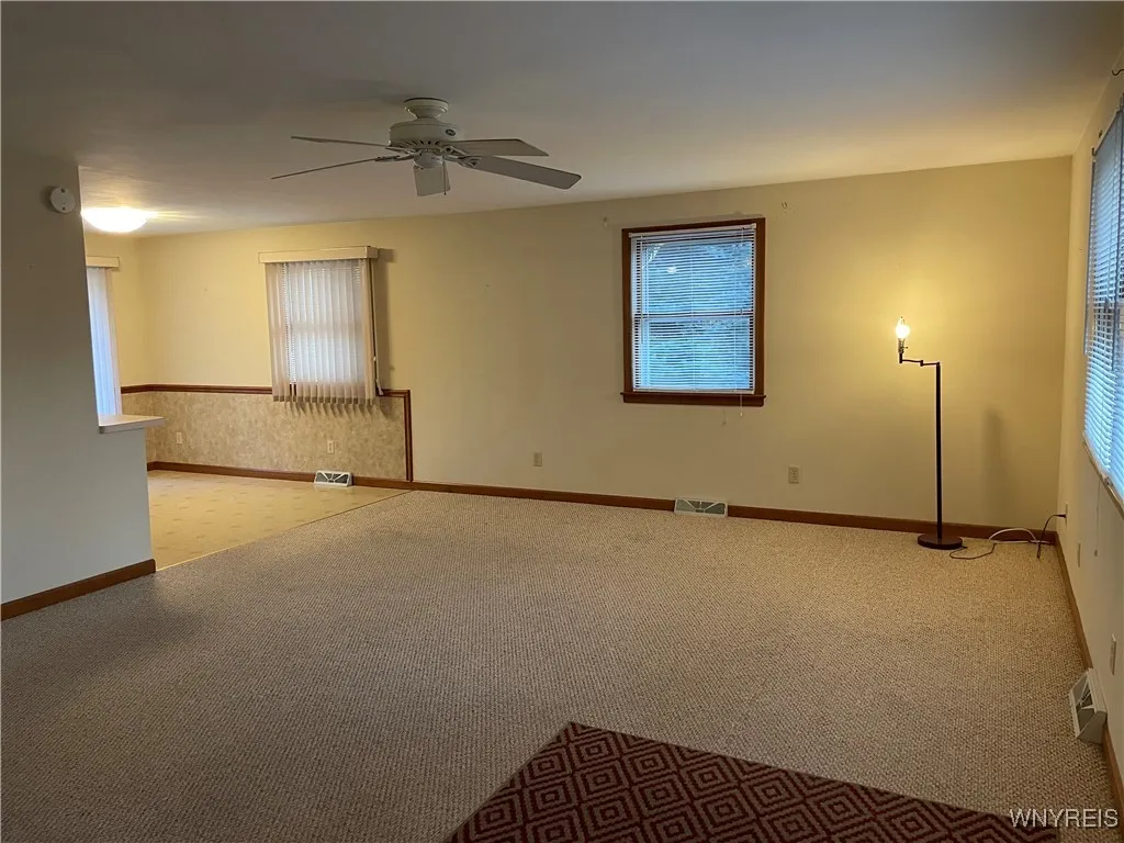 6072 Thornwood Drive, Boston, New York 14075, Boston, New York 14075, 4 Bedrooms Bedrooms, ,3 BathroomsBathrooms,Residential,For Sale,6072 Thornwood Drive, Boston, New York 14075,0,B1649141