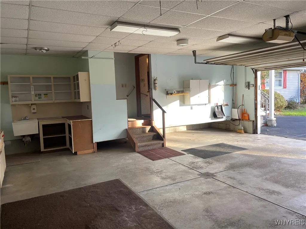 6072 Thornwood Drive, Boston, New York 14075, Boston, New York 14075, 4 Bedrooms Bedrooms, ,3 BathroomsBathrooms,Residential,For Sale,6072 Thornwood Drive, Boston, New York 14075,0,B1649141