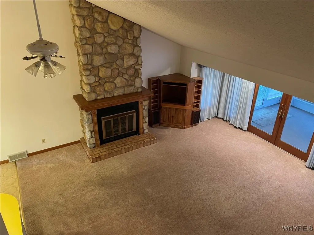 6072 Thornwood Drive, Boston, New York 14075, Boston, New York 14075, 4 Bedrooms Bedrooms, ,3 BathroomsBathrooms,Residential,For Sale,6072 Thornwood Drive, Boston, New York 14075,0,B1649141