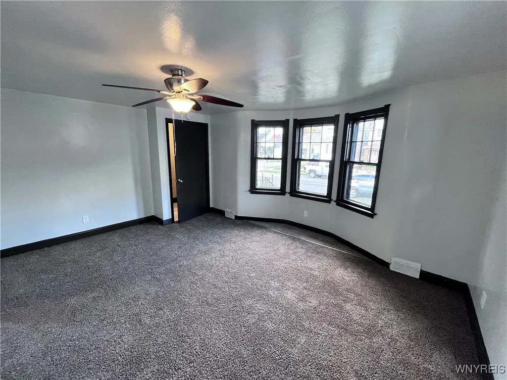 165 Roesch Avenue, Buffalo, New York 14207, Buffalo, New York 14207, 3 Bedrooms Bedrooms, 7 Rooms Rooms,1 BathroomBathrooms,Residential,For Sale,165 Roesch Avenue, Buffalo, New York 14207,0,B1649363