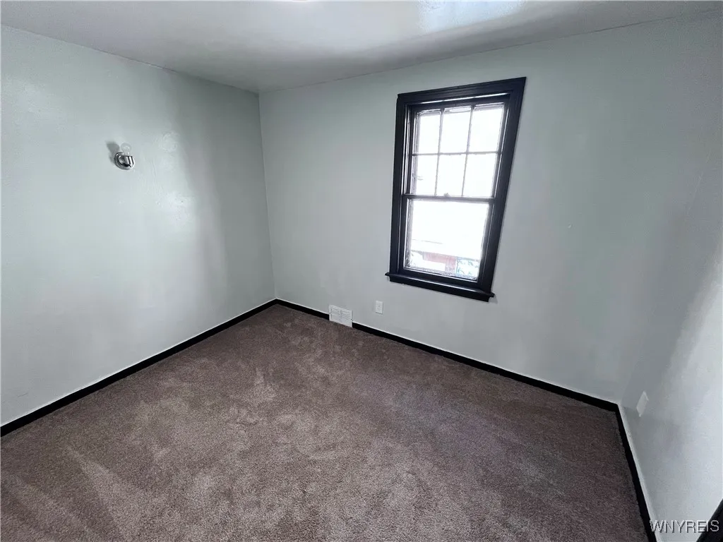 165 Roesch Avenue, Buffalo, New York 14207, Buffalo, New York 14207, 3 Bedrooms Bedrooms, 7 Rooms Rooms,1 BathroomBathrooms,Residential,For Sale,165 Roesch Avenue, Buffalo, New York 14207,0,B1649363