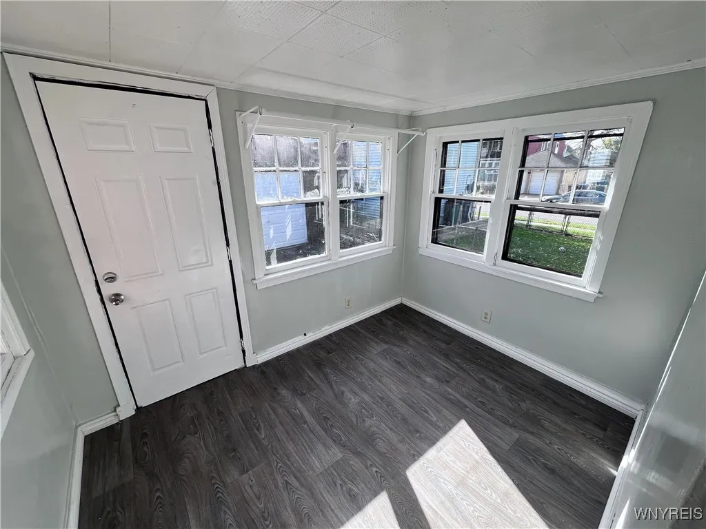 165 Roesch Avenue, Buffalo, New York 14207, Buffalo, New York 14207, 3 Bedrooms Bedrooms, 7 Rooms Rooms,1 BathroomBathrooms,Residential,For Sale,165 Roesch Avenue, Buffalo, New York 14207,0,B1649363