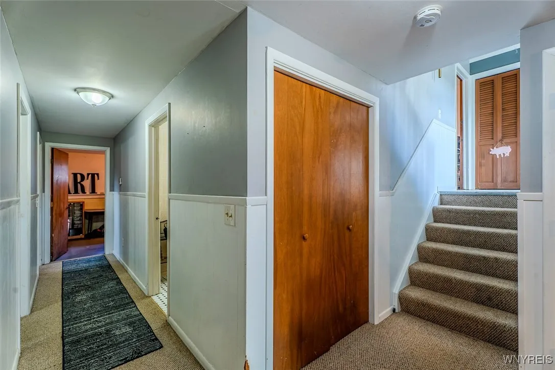 11152 Porterville Road, Marilla, New York 14052, Marilla, New York 14052, 5 Bedrooms Bedrooms, 8 Rooms Rooms,2 BathroomsBathrooms,Residential,For Sale,11152 Porterville Road, Marilla, New York 14052,0,B1649334