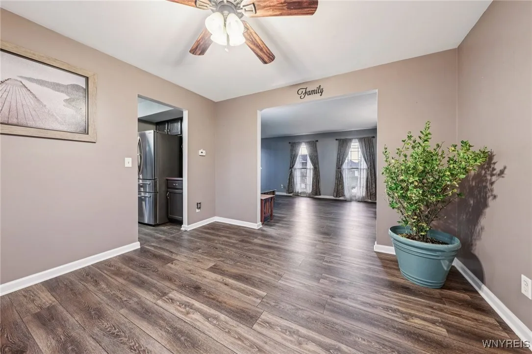 6023 Shoreham Drive, Hamburg, New York 14085, Hamburg, New York 14085, 4 Bedrooms Bedrooms, 7 Rooms Rooms,1 BathroomBathrooms,Residential,For Sale,6023 Shoreham Drive, Hamburg, New York 14085,0,B1648644
