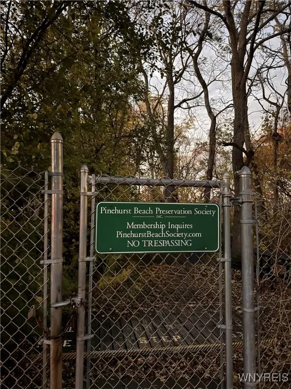 Nearby members only perk