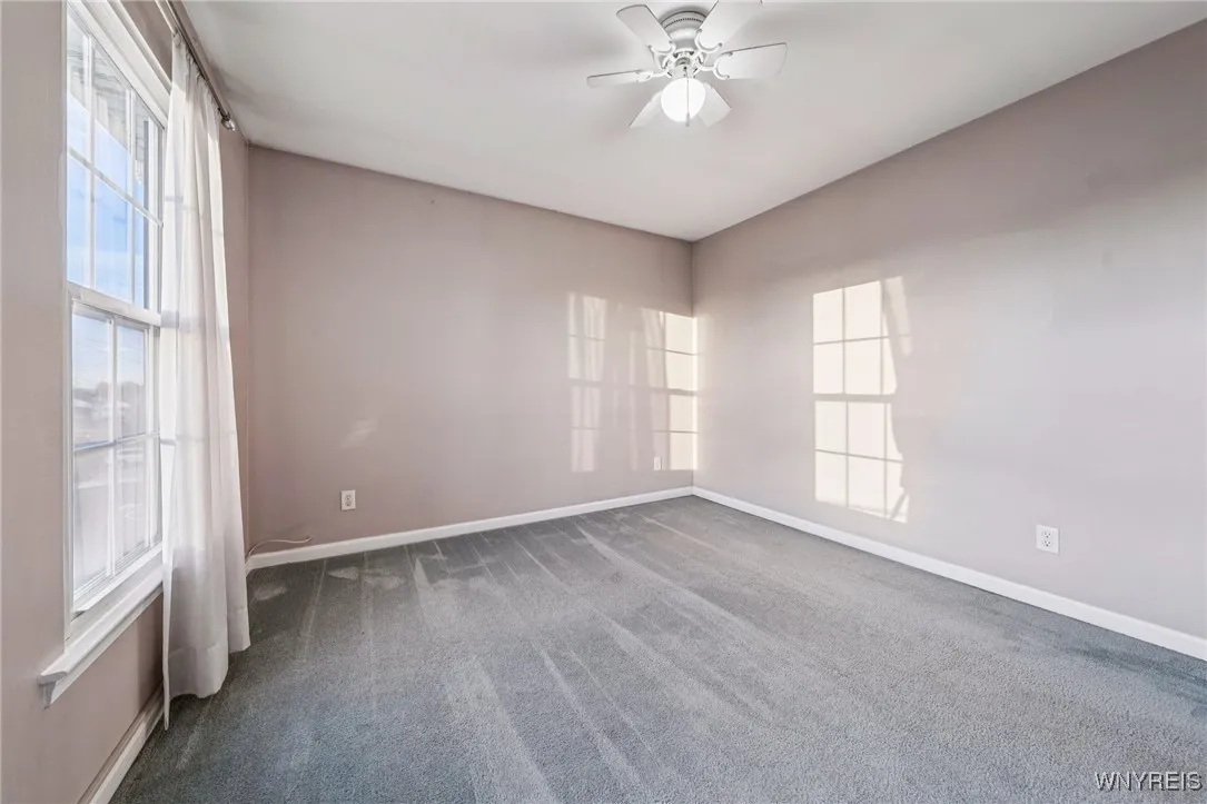 6023 Shoreham Drive, Hamburg, New York 14085, Hamburg, New York 14085, 4 Bedrooms Bedrooms, 7 Rooms Rooms,1 BathroomBathrooms,Residential,For Sale,6023 Shoreham Drive, Hamburg, New York 14085,0,B1648644